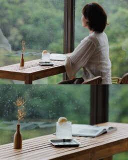 雨の日も、ちょっと好きになれる6月に。☔️⁣
⁣
静かにオープンする、「amaotoカフェ」⁣
雨音をBGMに、心ほどけるひとときを。⁣
⁣
晴れていなくてもいい日。⁣
何もしない時間さえ、贅沢に感じられる夜をお届けします。⁣
⁣
amaotoカフェプランの方は⁣
チェックイン後は、海の見えるロビーで⁣
限定の「amaotoカフェセット」を。⁣
そして夜は、しっとりとした余韻の中で過ごす時間を。⁣
⁣
さらに、雨の日の朝はチェックアウトを12時まで延長。⁣
ゆっくりと流れる時間も、この季節ならではの楽しみです。⁣
⁣
6月だけの、やさしい過ごし方。⁣
ぜひ体験してみてください。

ーーーーーーーーーーーーーーーー⁣
⁣@ibusukiroyalhotel
☝🏻タップして他の投稿もチェック★⁣
ご予約・お問い合わせ⁣
⁣

指宿ロイヤルホテル⁣
📞0993-23-2211⁣
受付時間　9:00〜17:00⁣
⁣
鹿児島県指宿市十二町4232-1 ⁣
指宿駅からタクシーで6分にある指宿ロイヤルホテル

#指宿 #指宿ロイヤルホテル #鹿児島 #温泉旅行